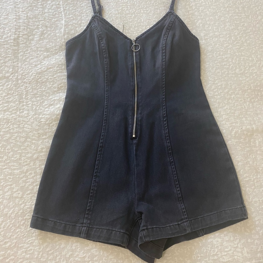 NEW romper with zipper